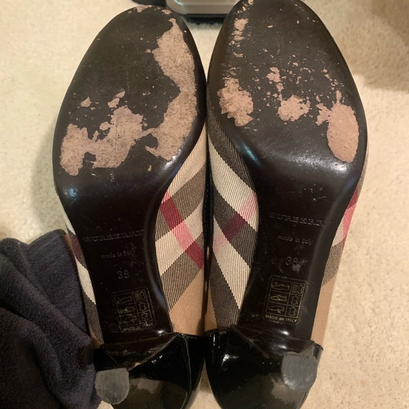 Burberry Heels Size 38 - Picture 8 of 8